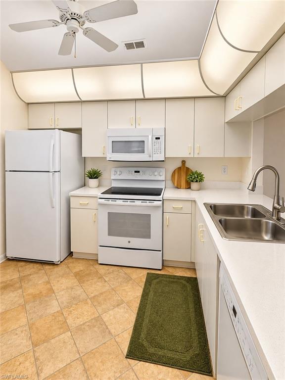 22652 Island Pines Way 252 Property Photo 4