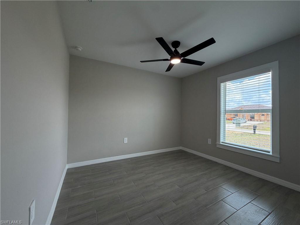 1410 Ne Juanita Pl Property Photo 15