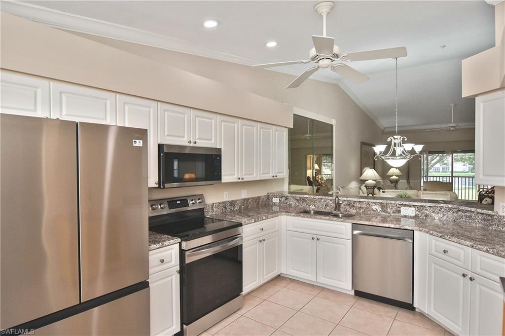 10245 Bismark Palm Way 1426 Property Photo 13