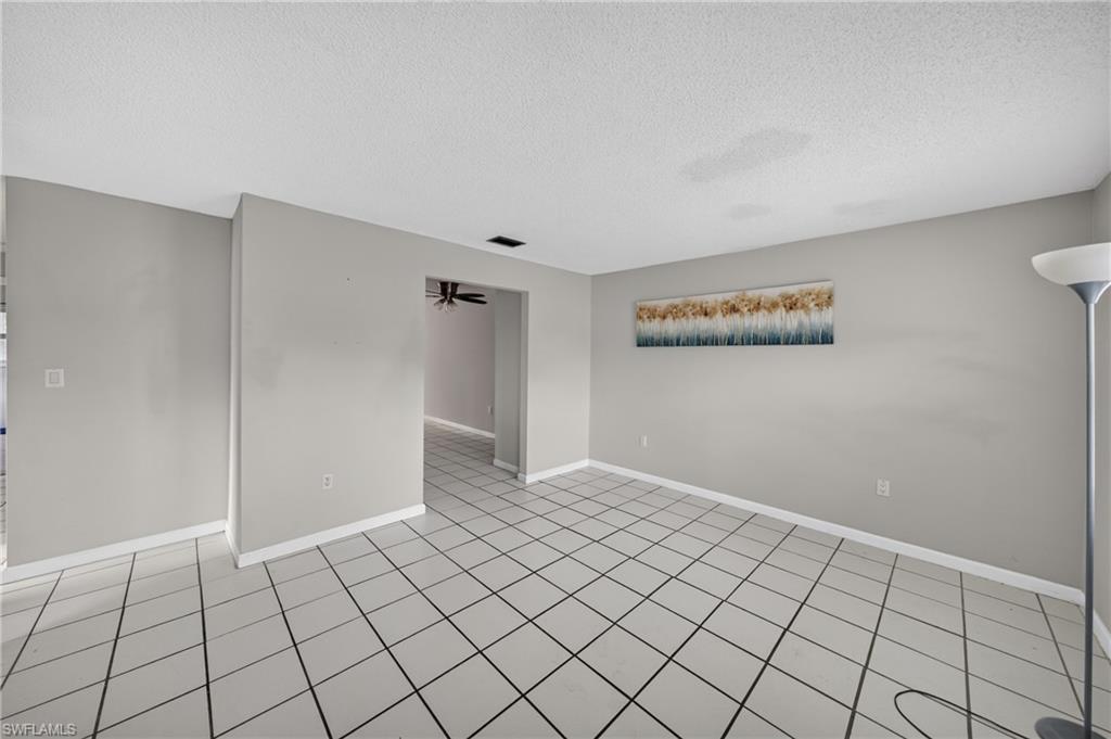 5227 Coronado Pkwy Property Photo 4
