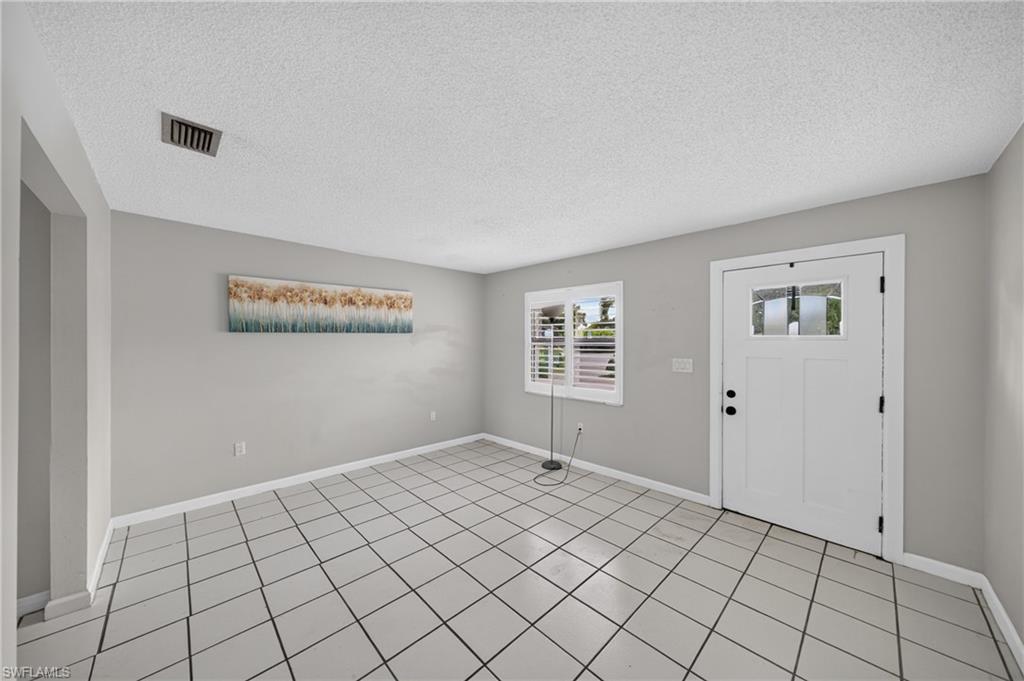 5227 Coronado Pkwy Property Photo 7