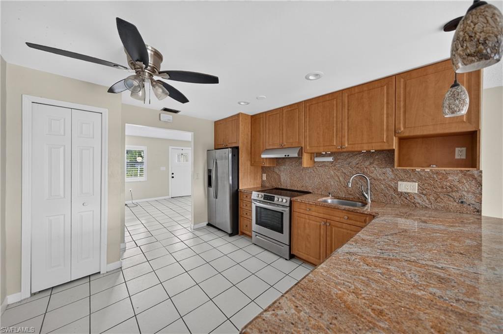 5227 Coronado Pkwy Property Photo 11