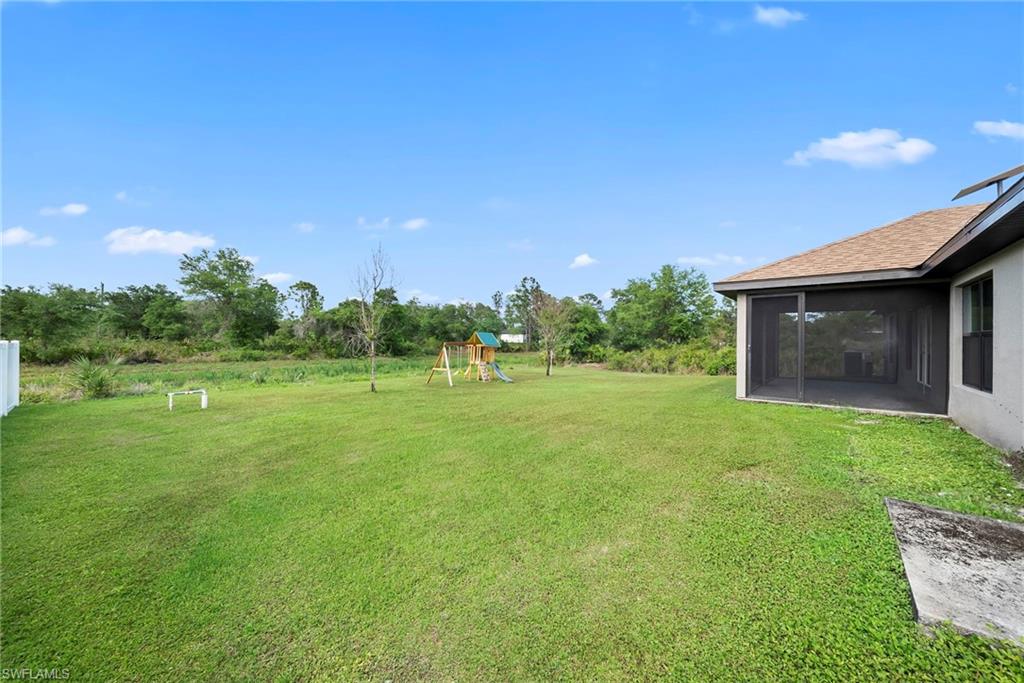 490 Windermere Dr Property Photo 32