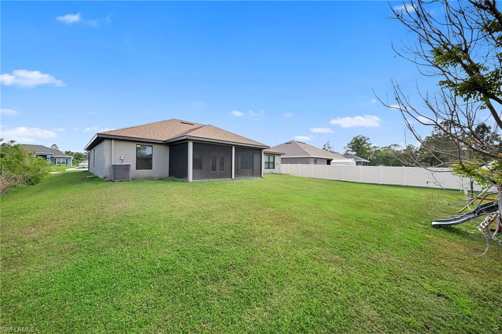 490 Windermere Dr Property Photo 34