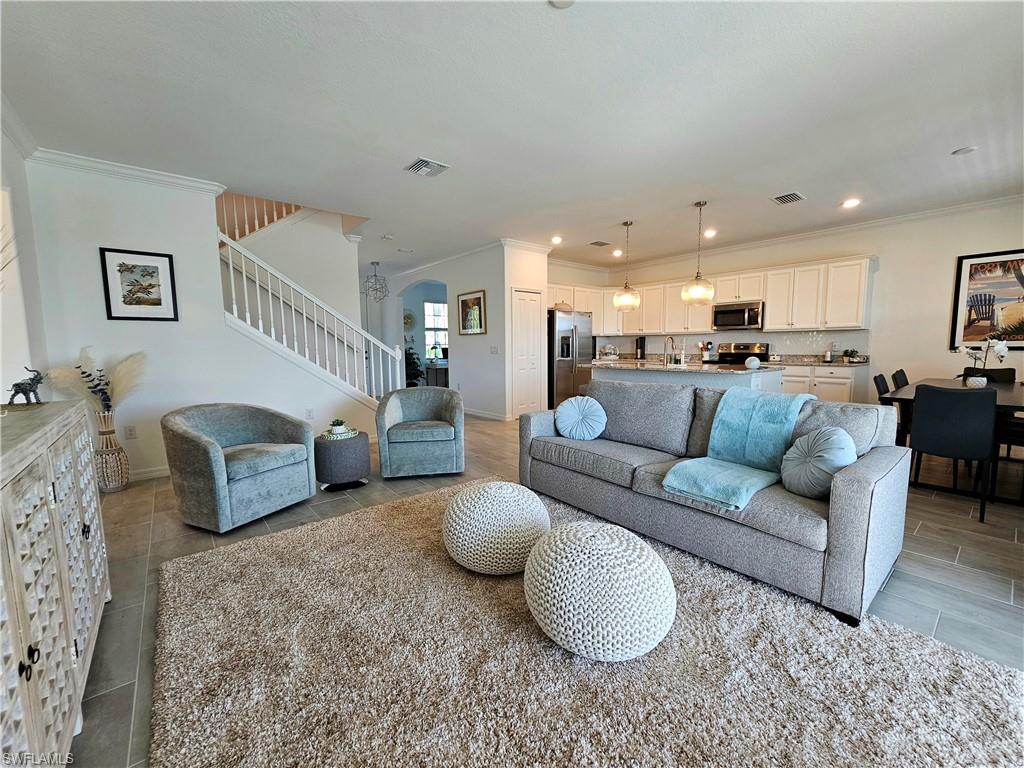 11299 Shady Blossom Dr Property Photo 5