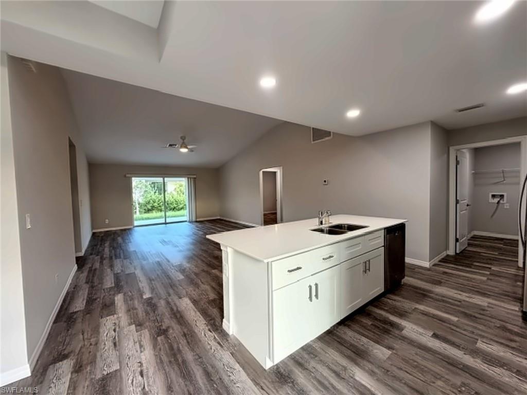 202 Nw 25th Pl Property Photo 11