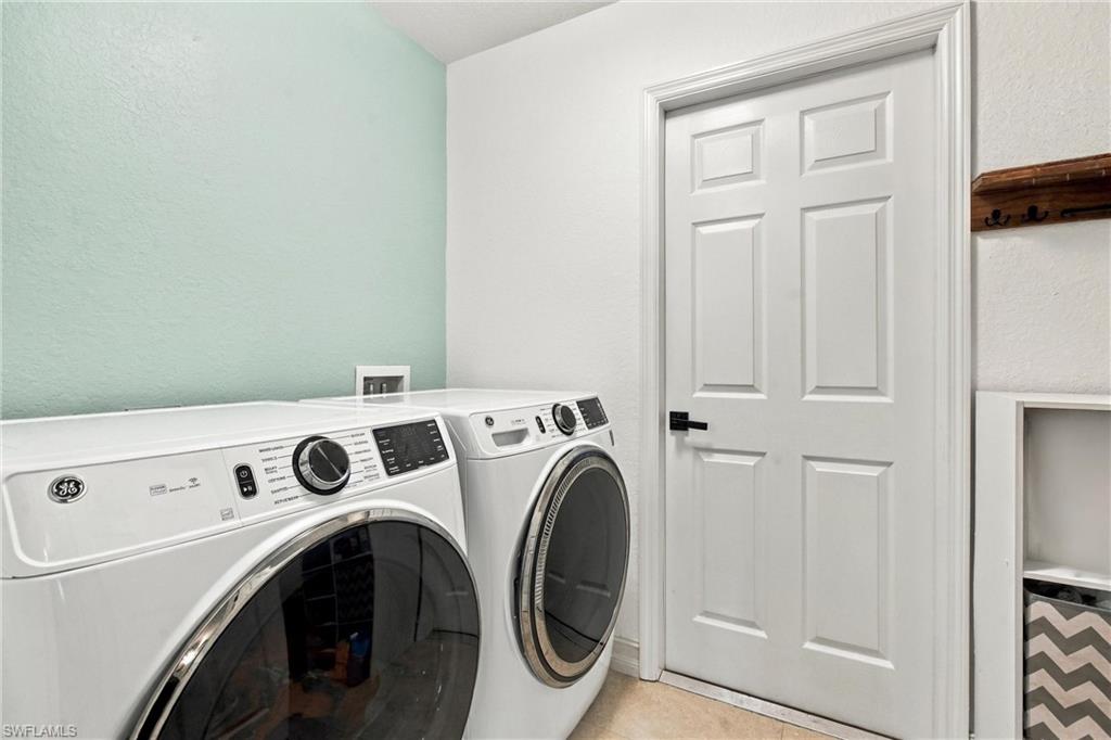 1412 Sw 43rd Ter Property Photo 35
