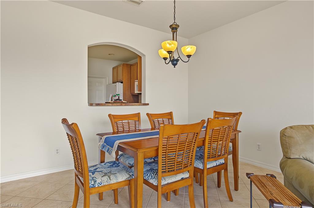 2444 Laurentina Ln Property Photo 12