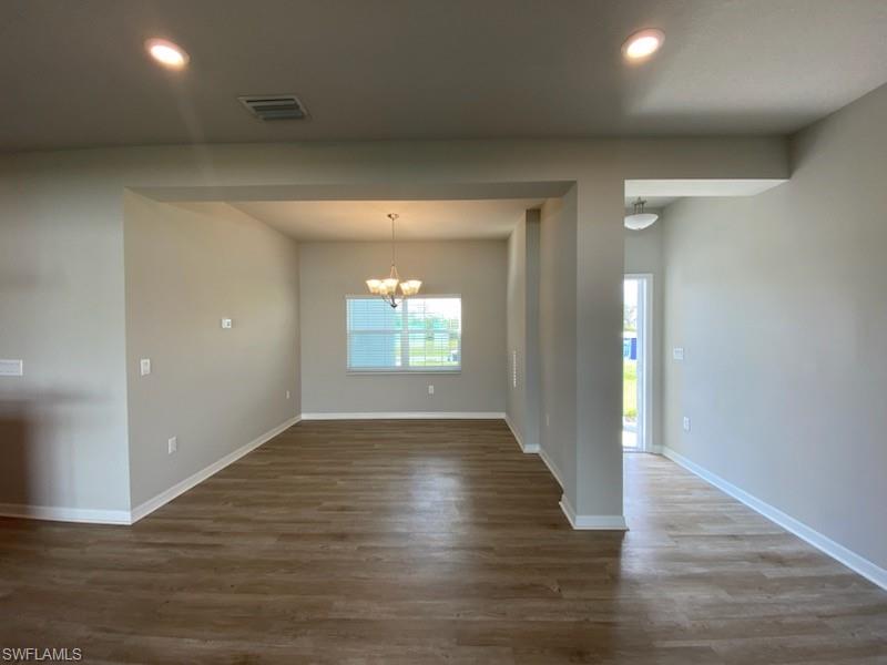 1627 Nw 9th St Property Photo 3