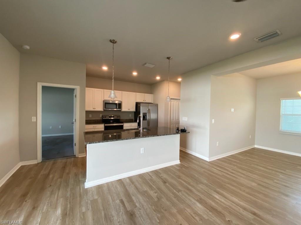 1627 Nw 9th St Property Photo 5