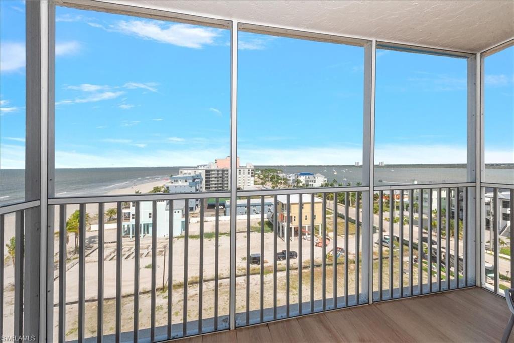 500 Estero Blvd 899 Property Photo 18
