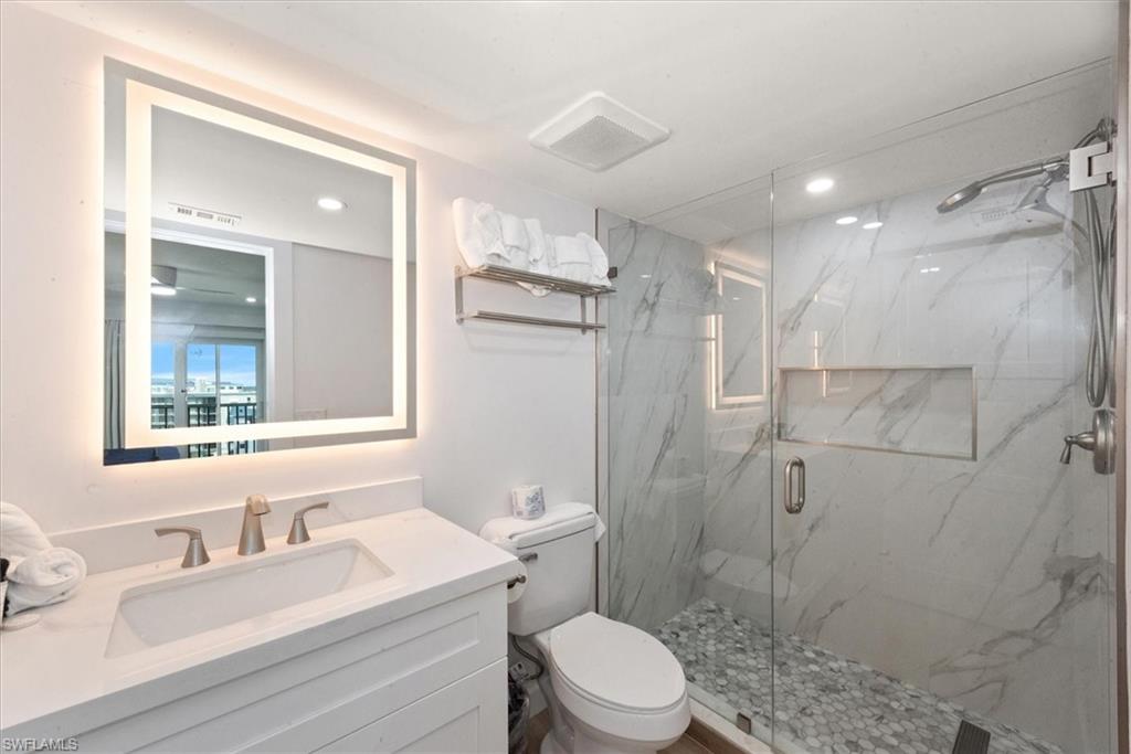 500 Estero Blvd 899 Property Photo 21