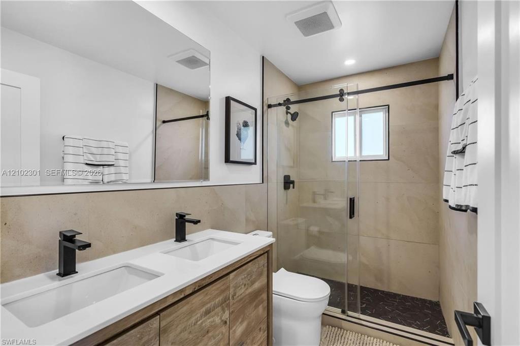 824 Rose Ct Property Photo 30