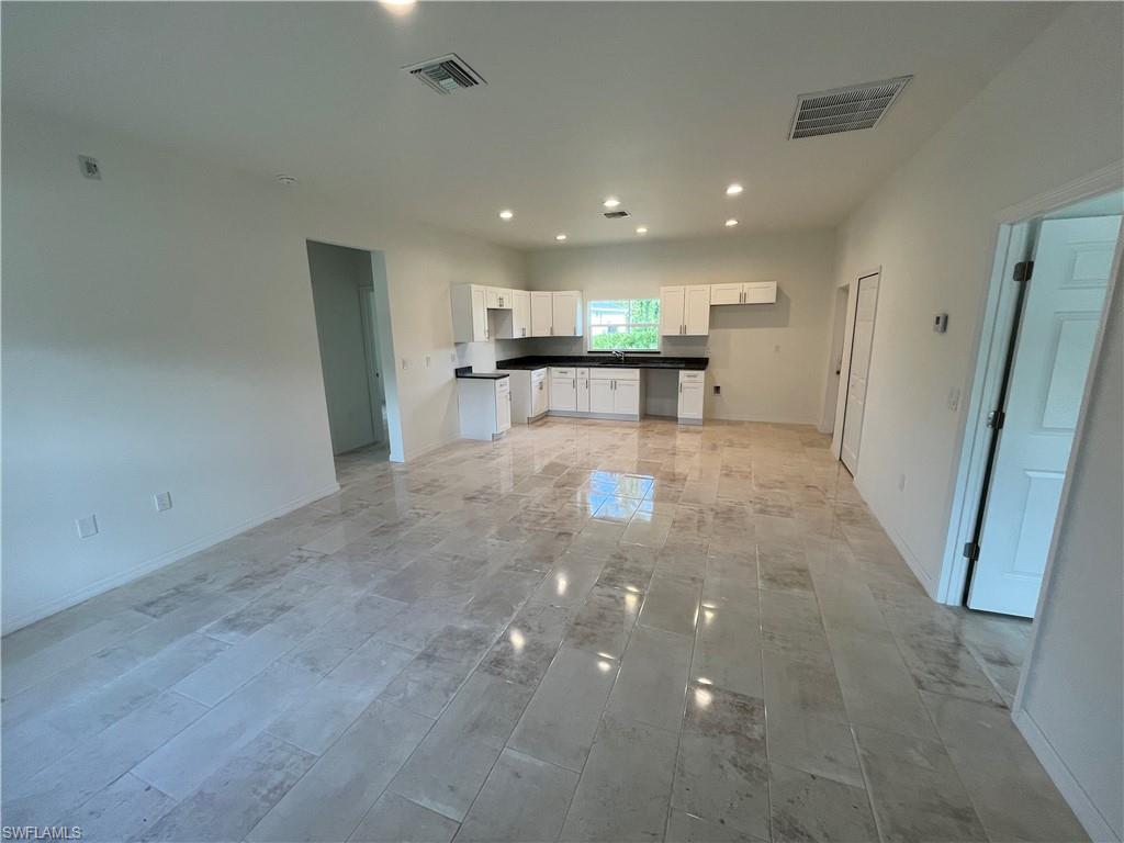 3153 Sunshine Blvd Property Photo 2