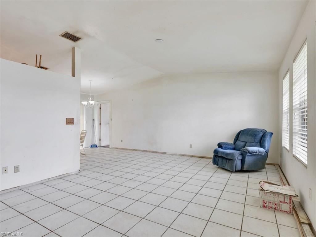 334 Sw 28th Ter Property Photo 7