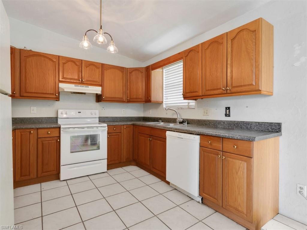 334 Sw 28th Ter Property Photo 10