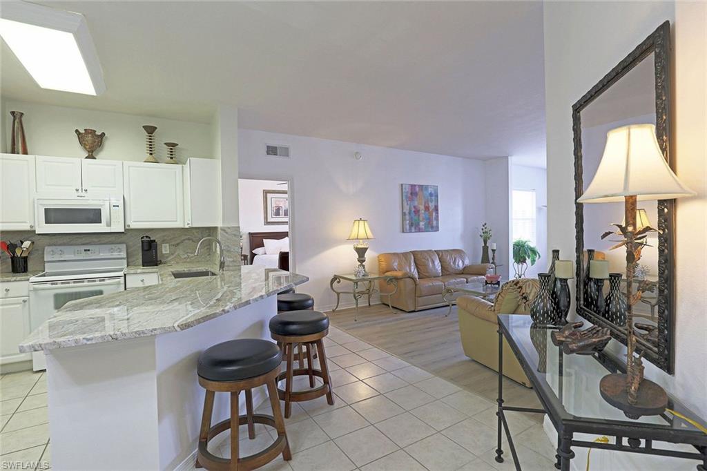 15630 Ocean Walk Cir 204 Property Photo 4