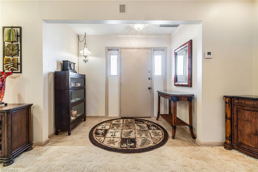 1226 Hazeltine Dr Property Photo 4
