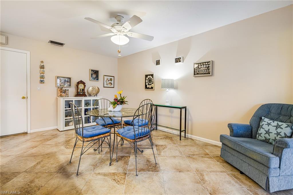 1226 Hazeltine Dr Property Photo 16