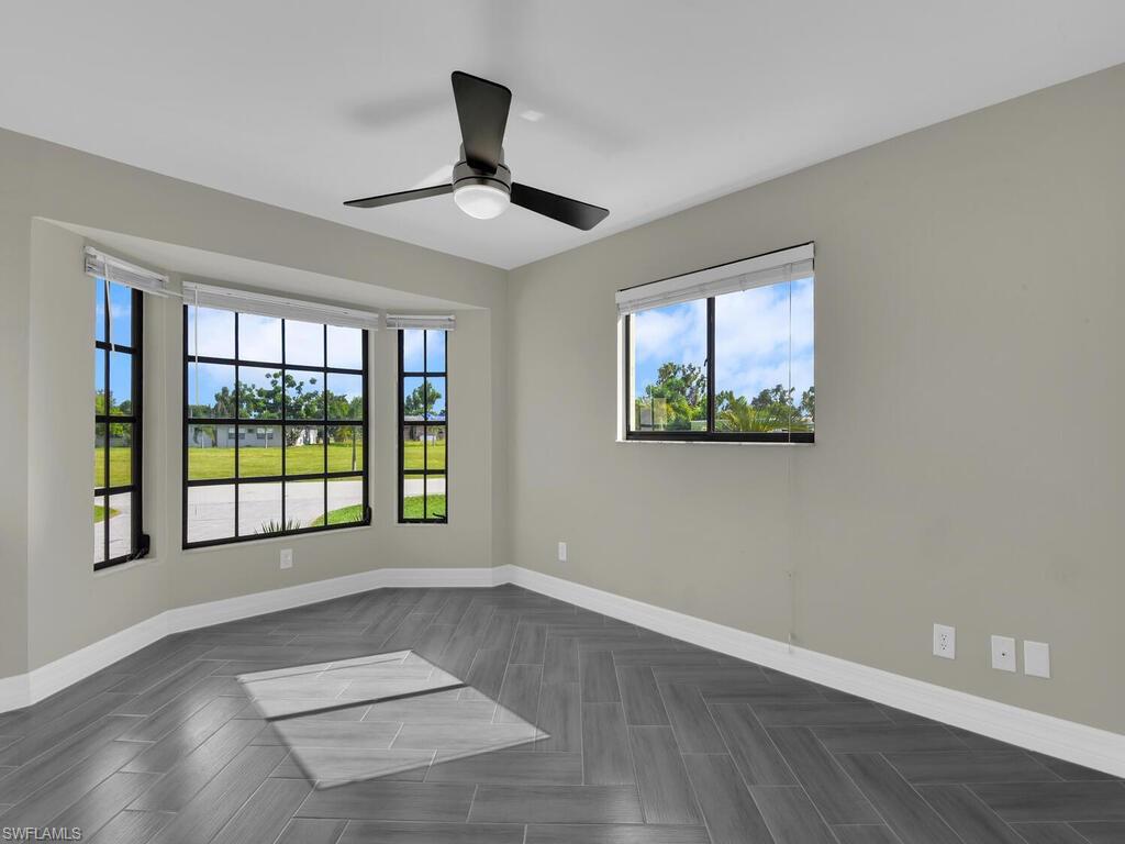 4836/4838 Marine Dr Property Photo 14