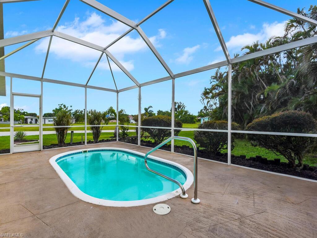 4836/4838 Marine Dr Property Photo 20