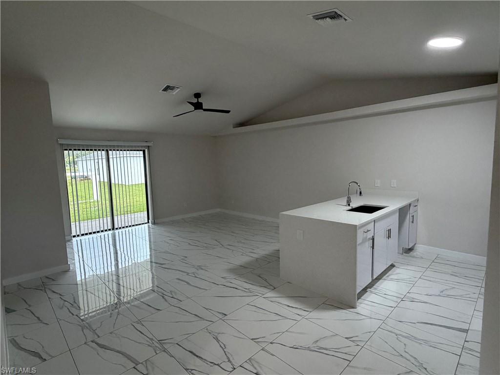 3820/3822 Sw 8th Ct Property Photo 4