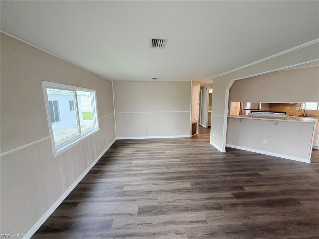 3347 Rainbow Ln Property Photo 7
