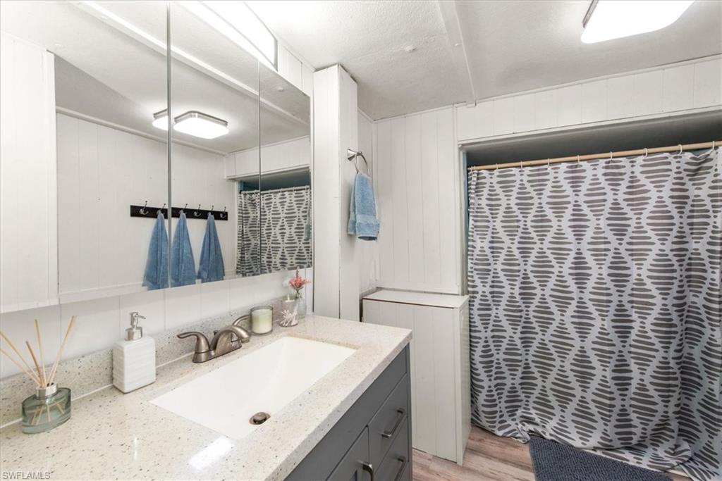12051 Cypress Dr Property Photo 11