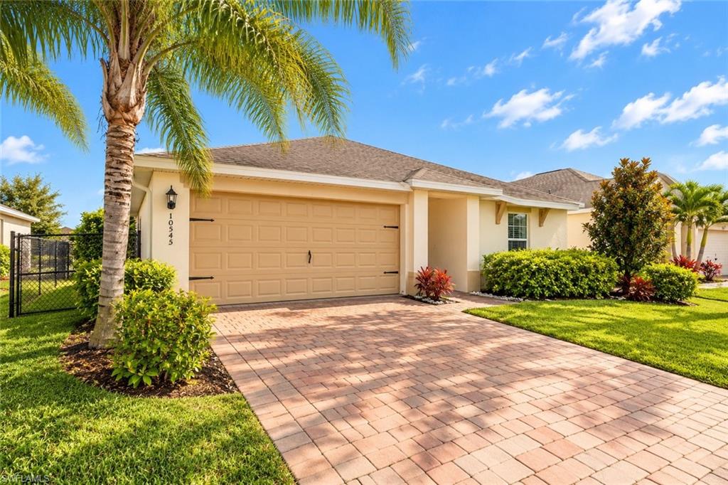 10545 Crossback Ln Property Photo 2