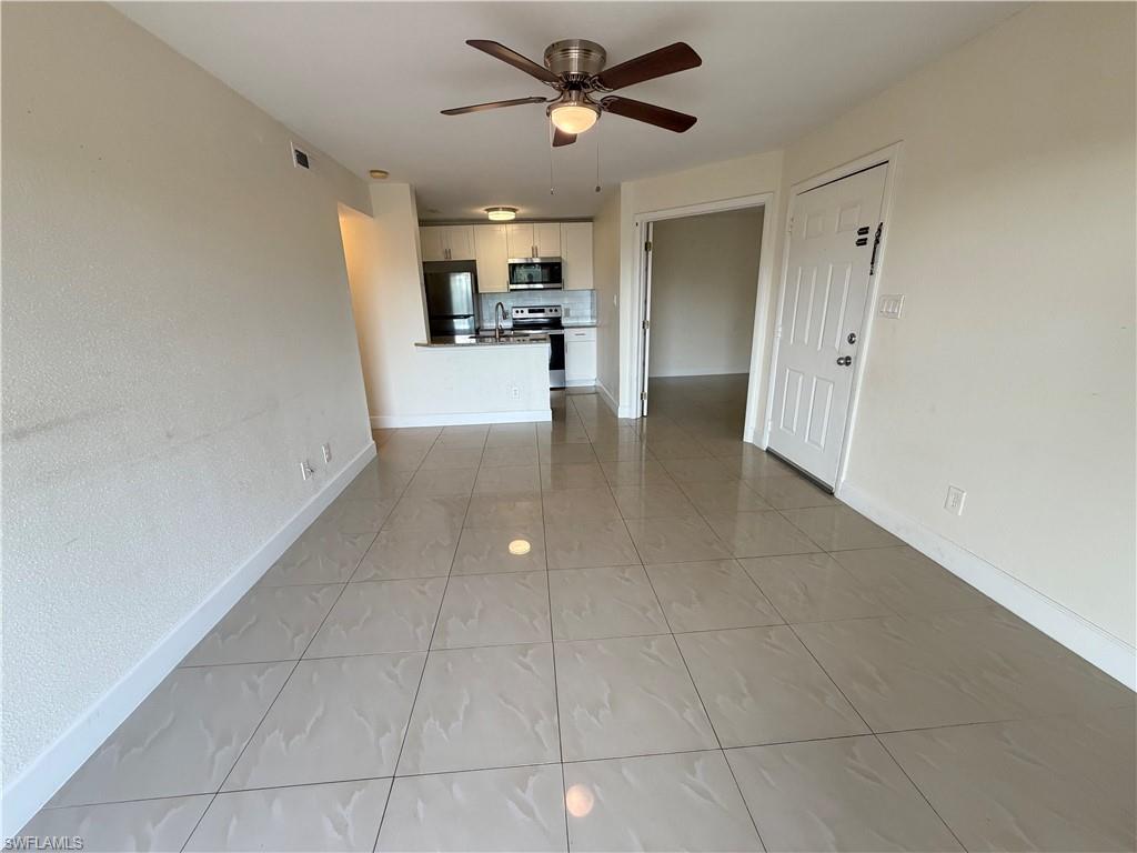 2929 Winkler AVE 1020 Property Photo 1