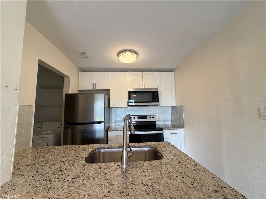 2929 Winkler Ave 1020 Property Photo 3