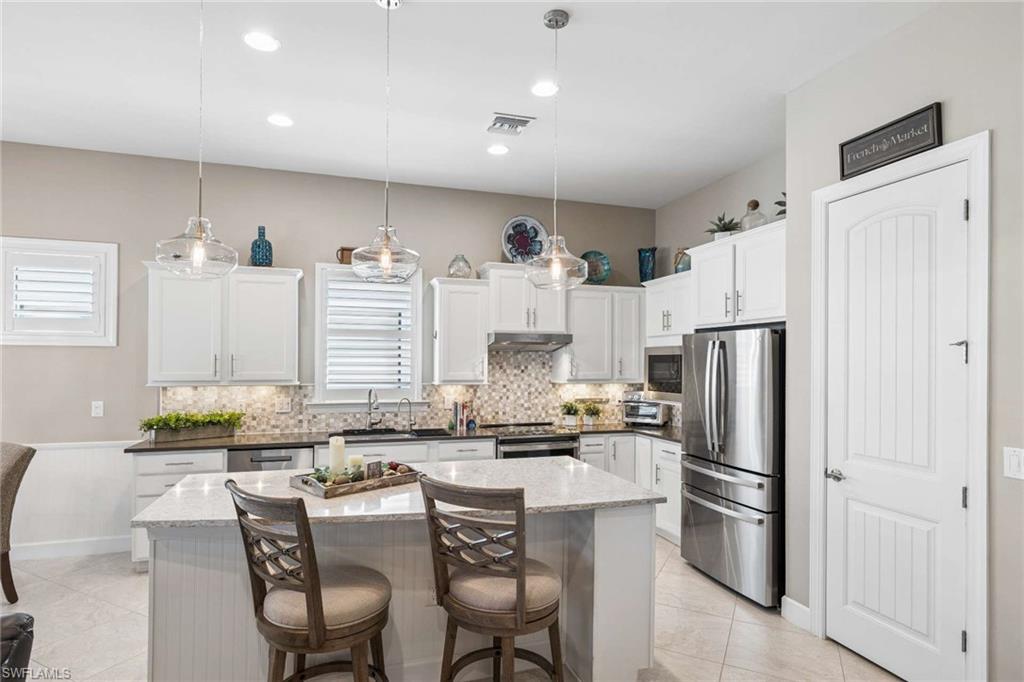 12835 Epping Way Property Photo 11