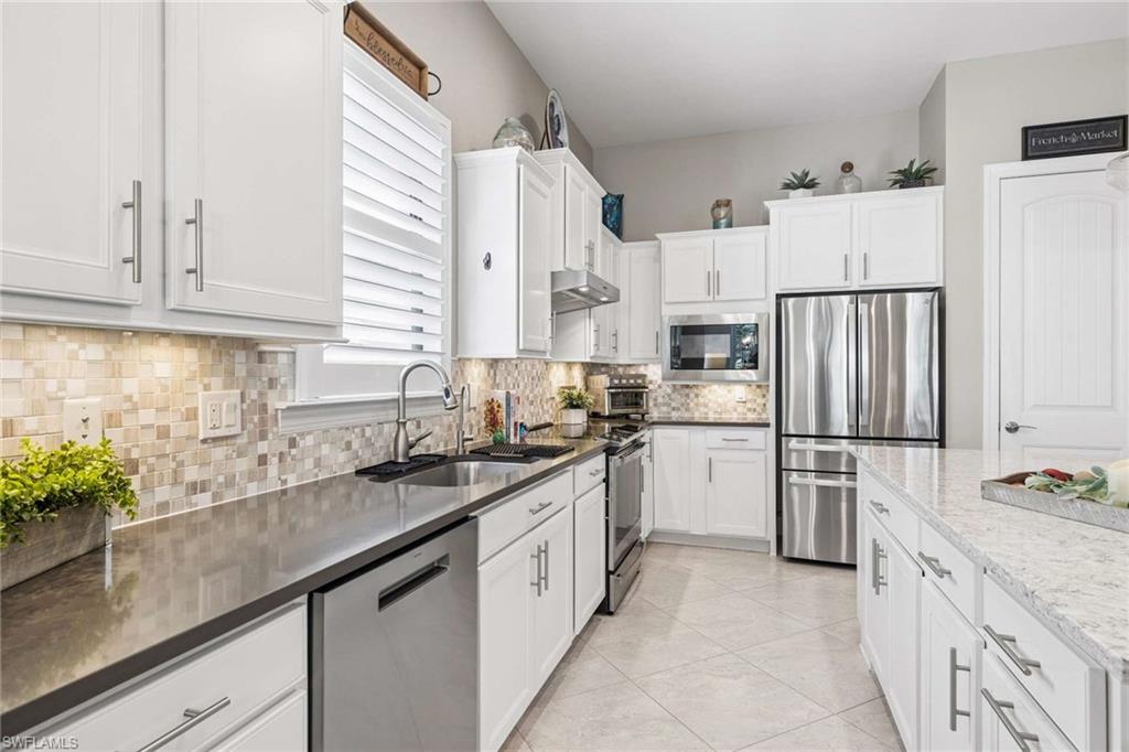 12835 Epping Way Property Photo 14