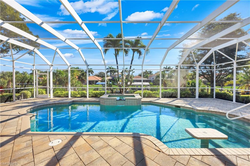 9214 Palm Island Cir Property Photo 1