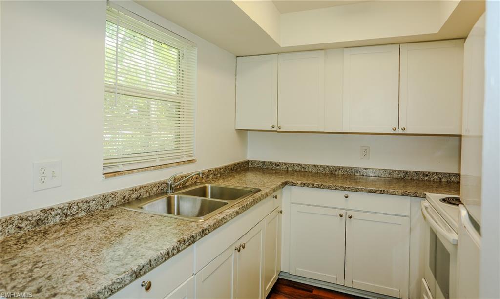 4331 Glenwood 8 Property Photo 1