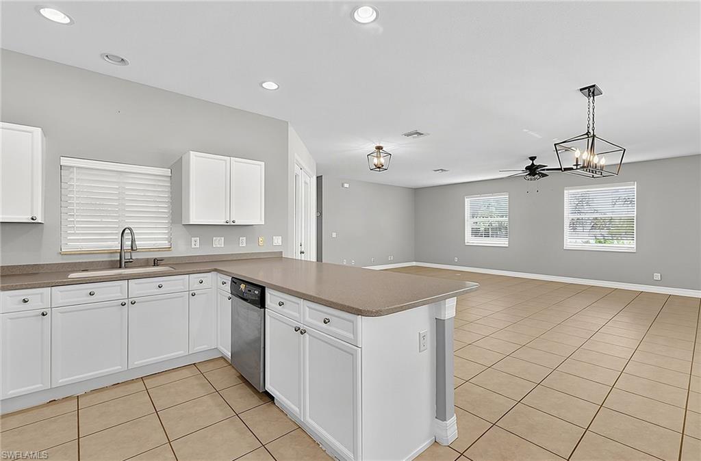 2635 Tropicana Pkwy W Property Photo 19