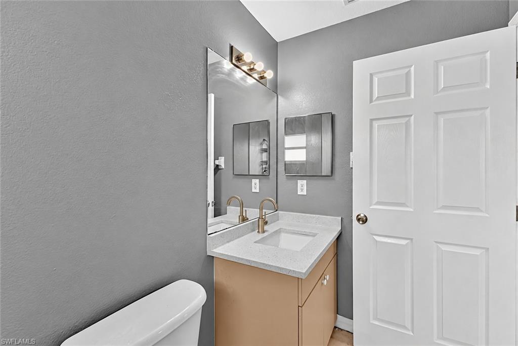 1801/1803 Sw Santa Barbara Pl Property Photo 41