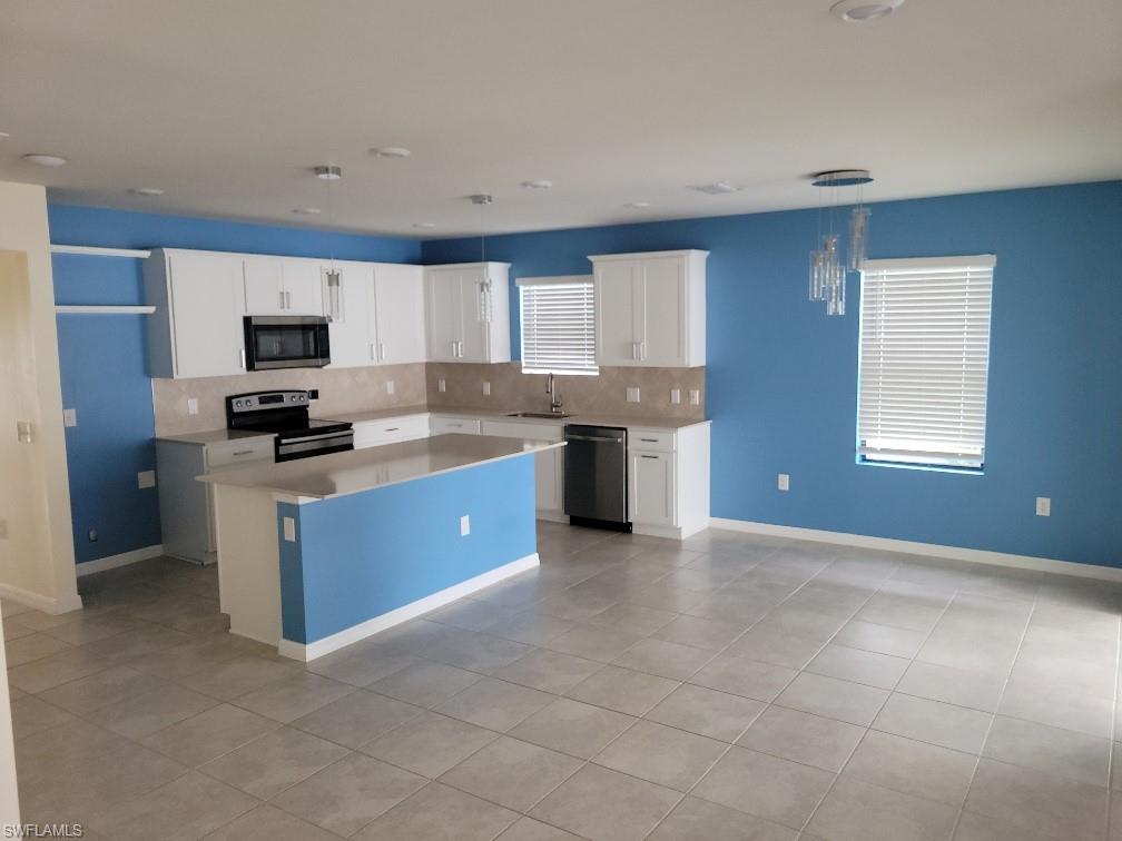 10843 Marlberry Way Property Photo 3