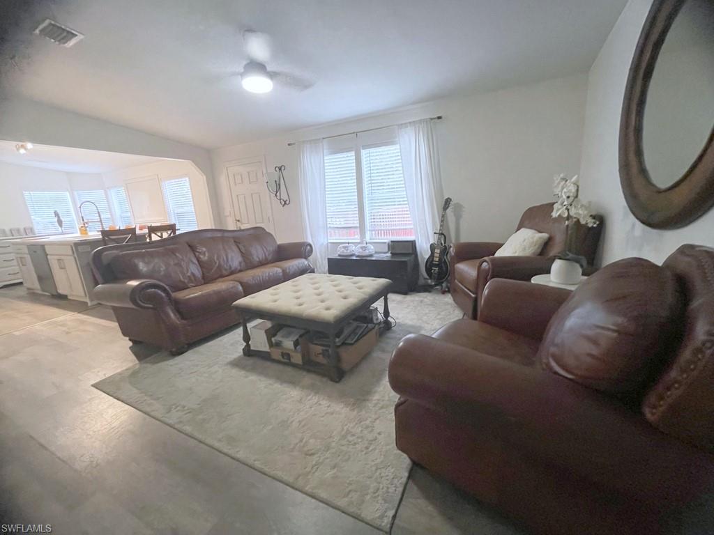 145 N Datil St Property Photo 5