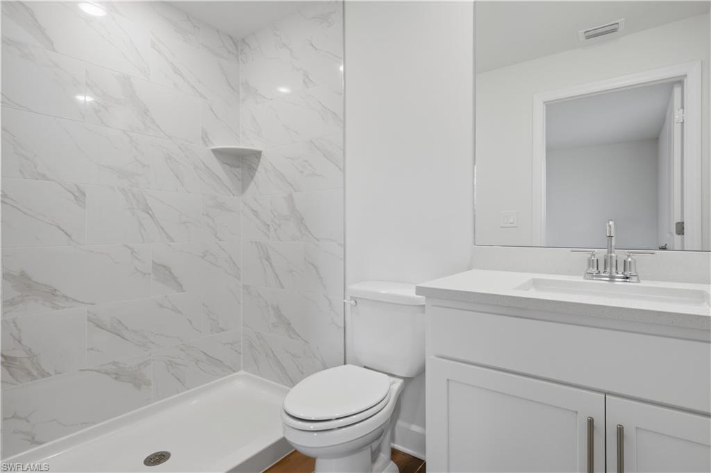 1135 Nw 8th Pl Property Photo 13