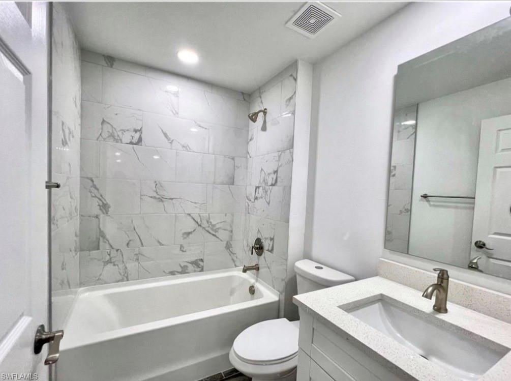 2716 10th St Sw Property Photo 4
