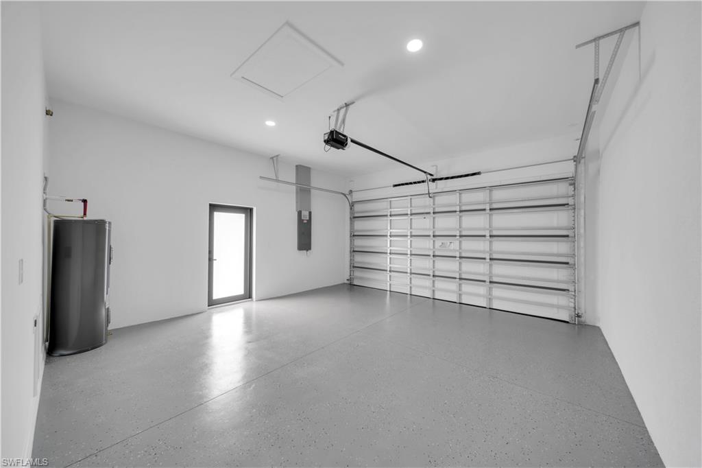 1306 Broadway Ave Property Photo 7
