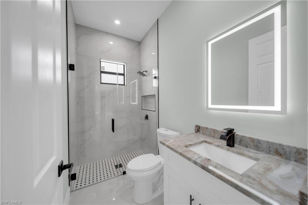 1306 Broadway Ave Property Photo 16