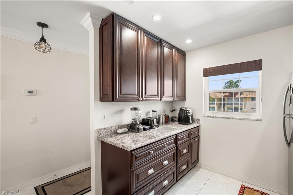 1490 Memoli Ln A6 Property Photo 10