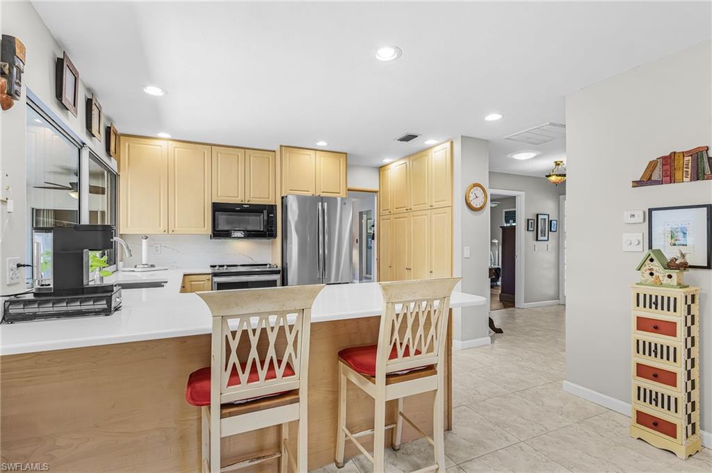 15889 Shadow Run Ct Property Photo 10