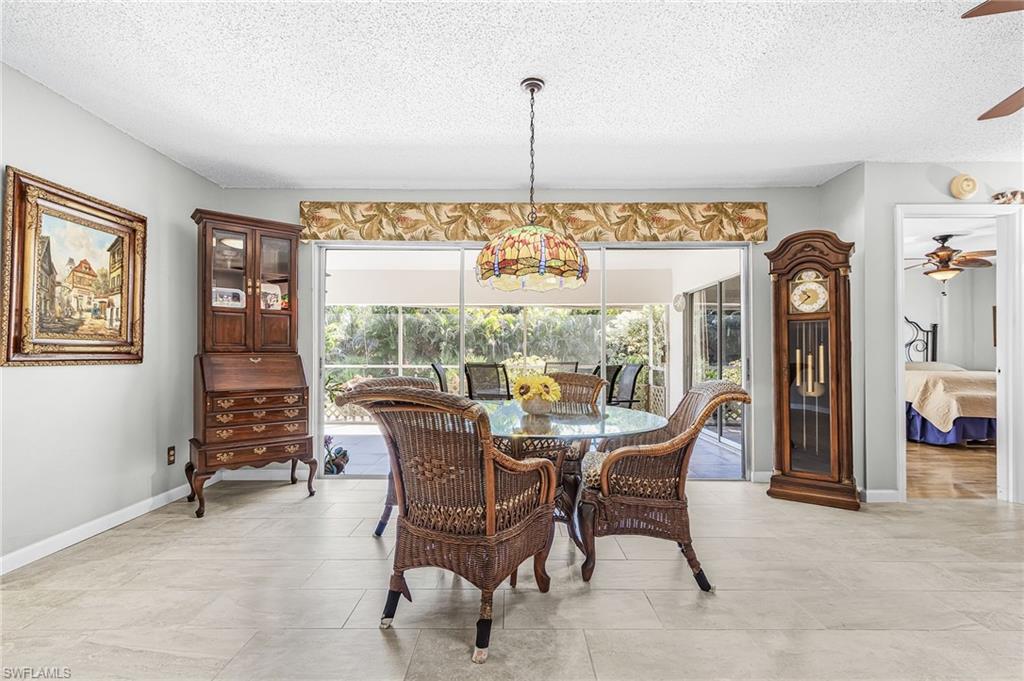 15889 Shadow Run Ct Property Photo 11
