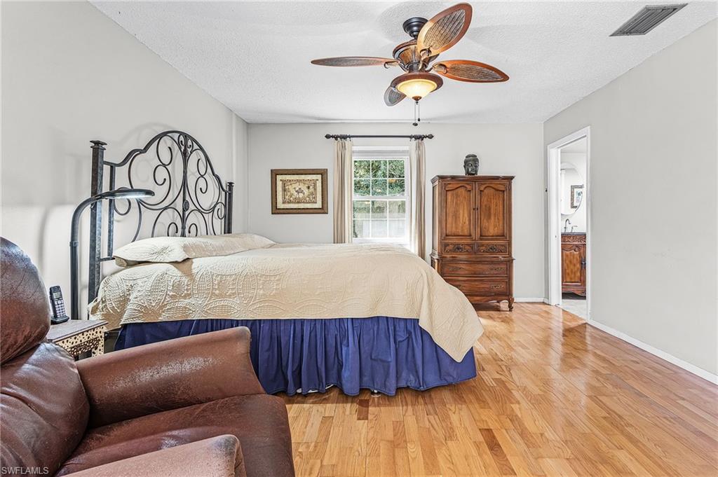 15889 Shadow Run Ct Property Photo 16