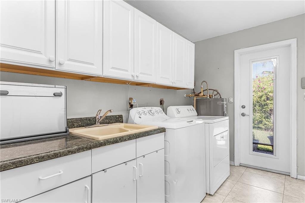 15889 Shadow Run Ct Property Photo 21