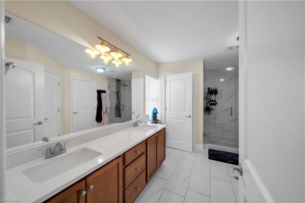 1211 Nw 27th Pl Property Photo 20