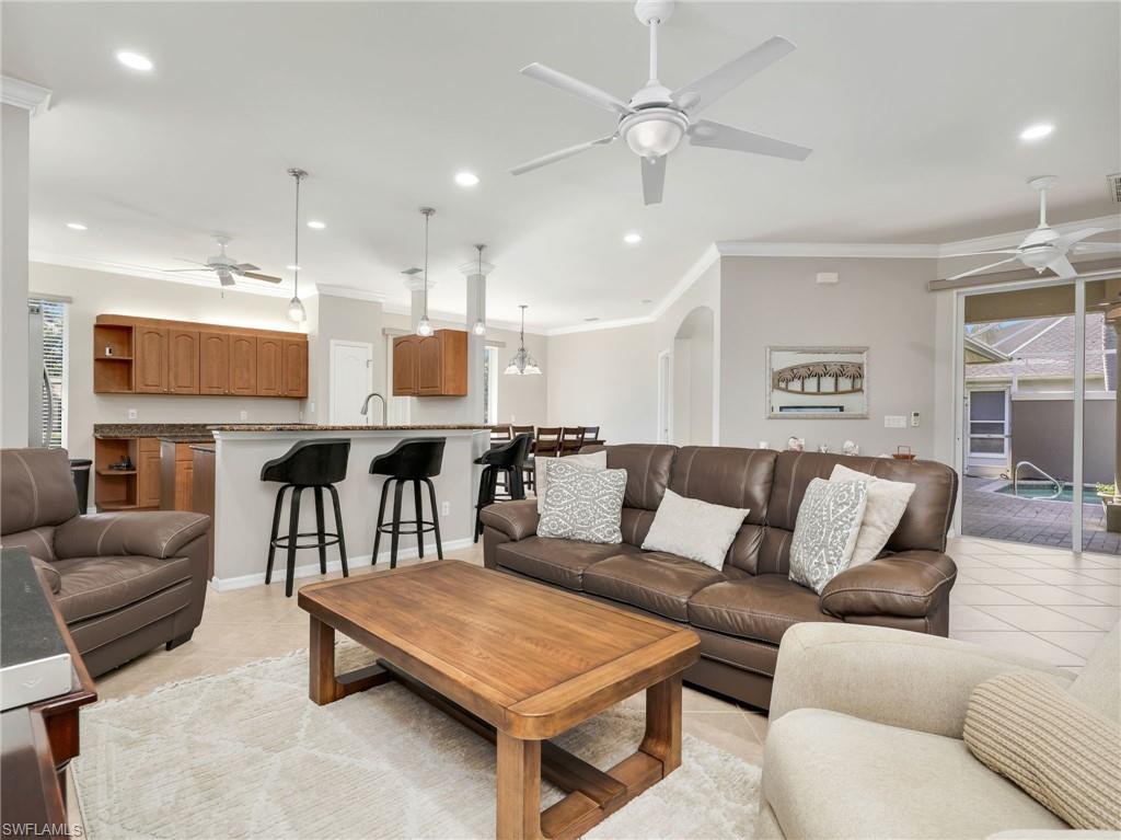 5877 Elizabeth Ann Way Property Photo 2